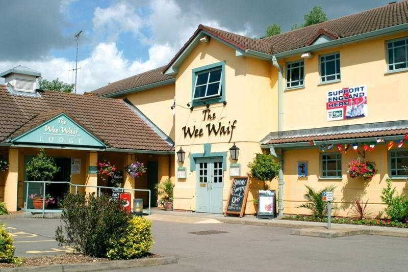 ريدينج Wee Waif By Greene King Inns المظهر الخارجي الصورة